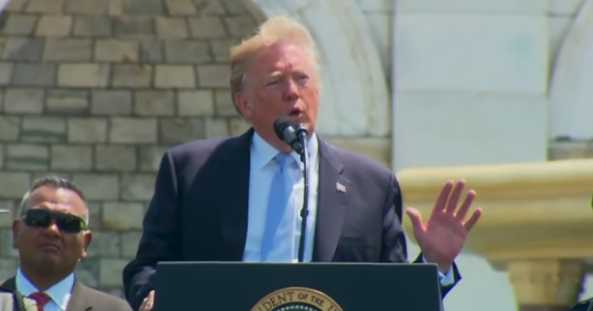 Trump Calls for Mandatory Death Penalty for Cop Killers, 'Bring It Forth'