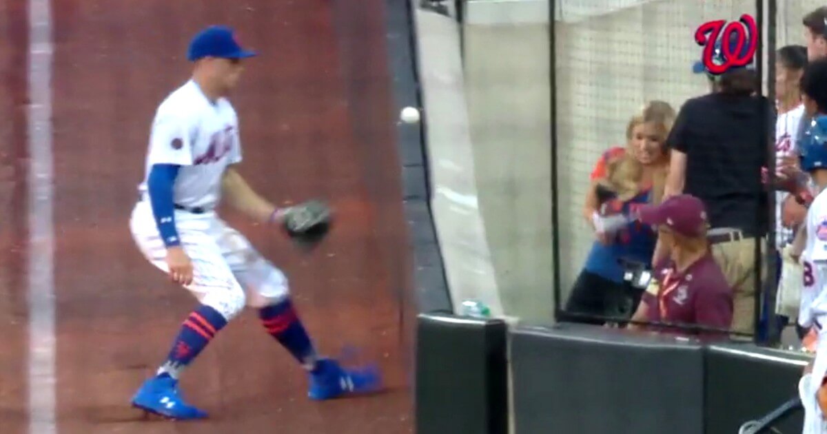 Nationals pitcher Tanner Roark hit an unusual triple vs. the Mets.