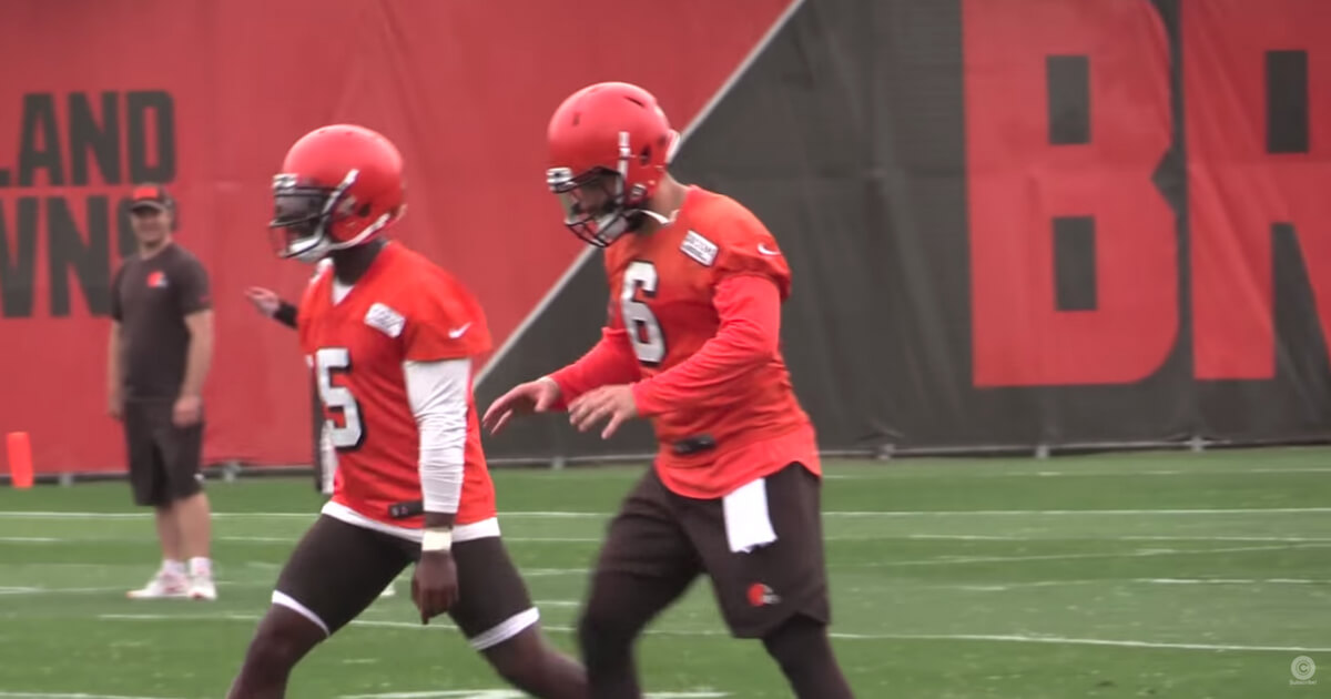 Tyrod Taylor and Baker Mayfield workout at Cleveland Browns minicamp on June 12, 2018.
