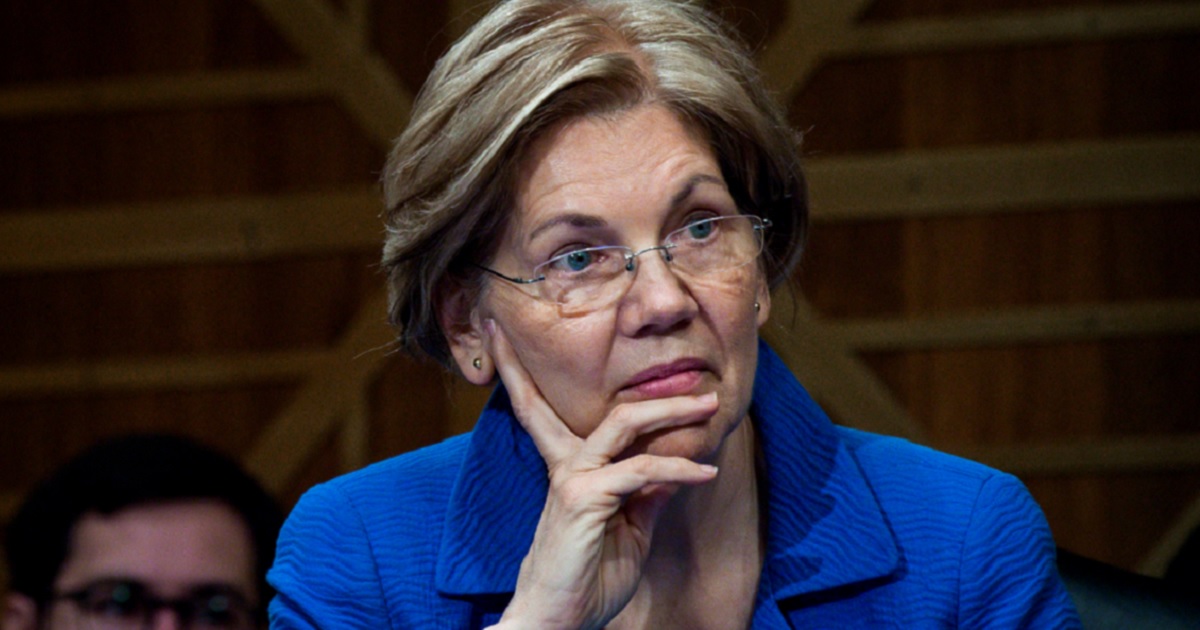 Elizabeth Warren looking puzzled.