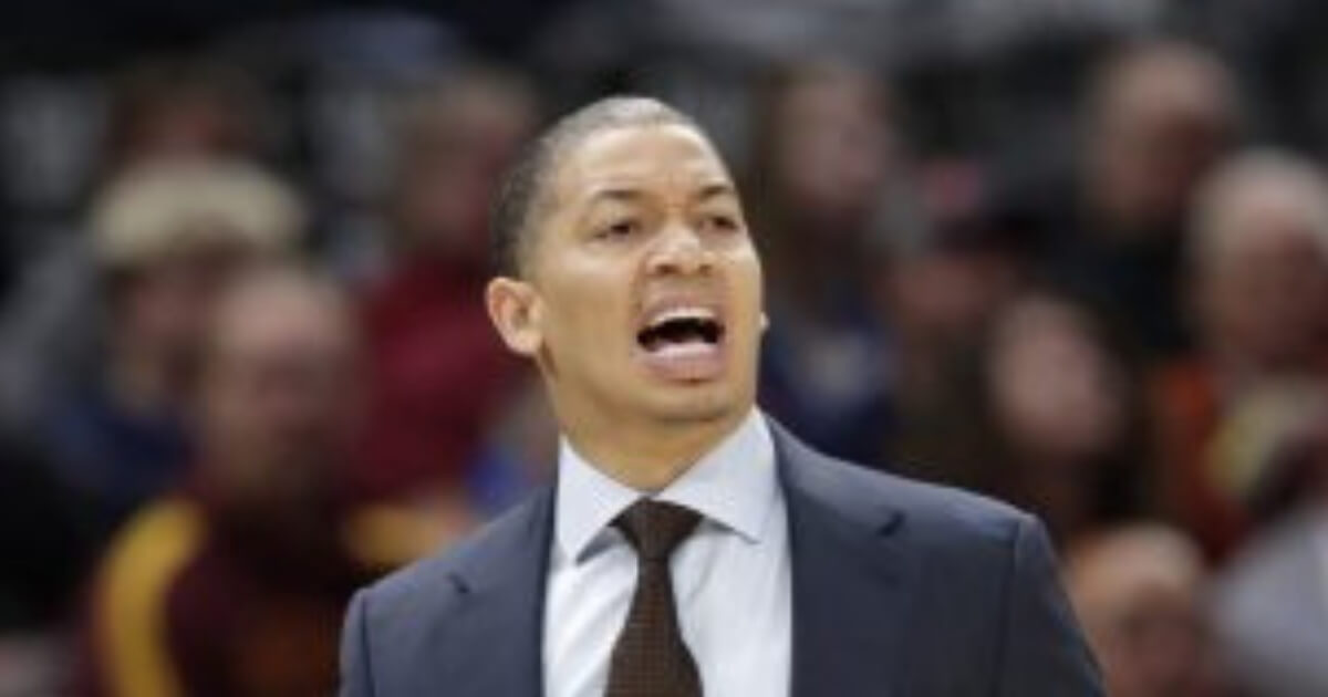 Cleveland coach Tyronn Lue yells instructions to his players.