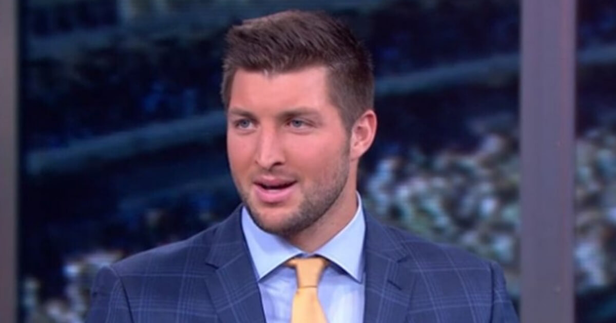Tim Tebow is coming to the defense of Alabama head coach Nick Saban.