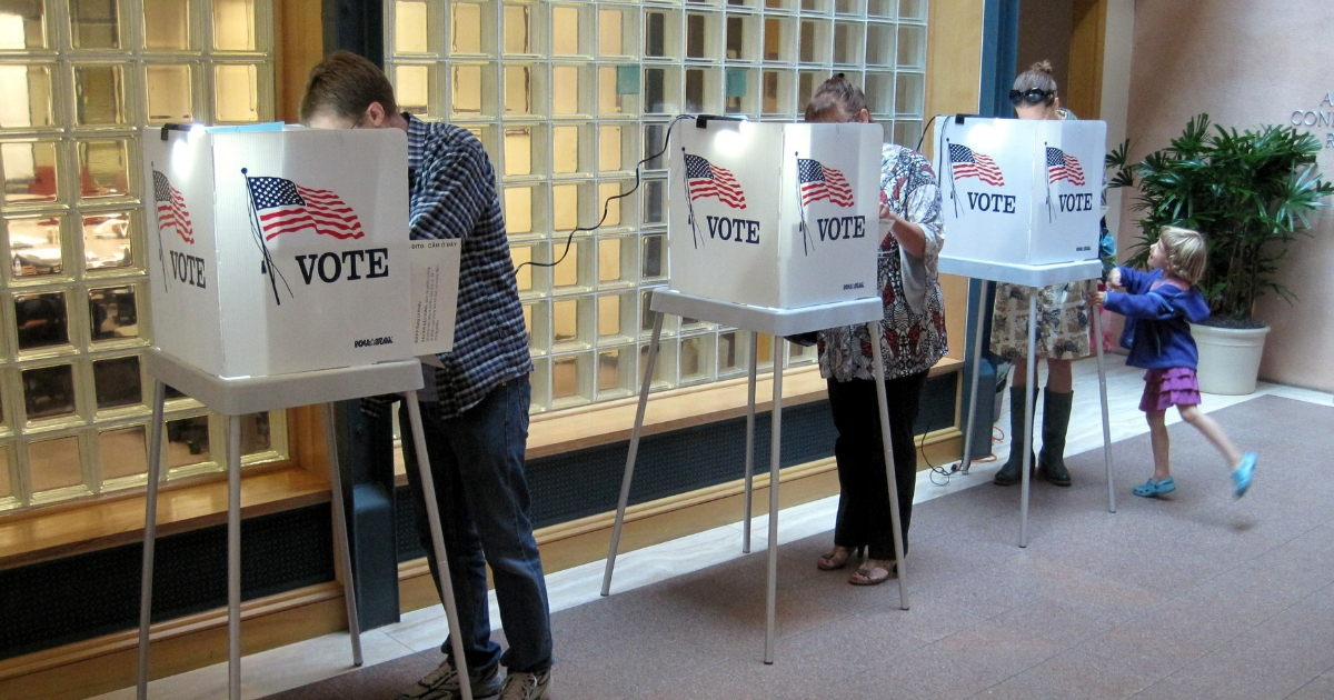 primary voters in Wisconsin voting in the 2012 midterms