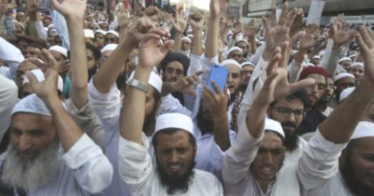 Radical Islamists protest