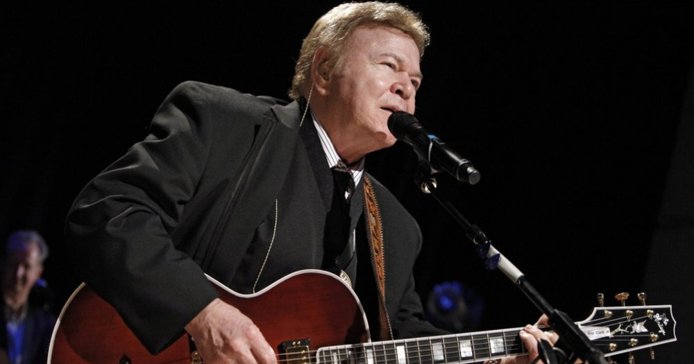 Roy Clark performs at Country Music Hall of Fame
