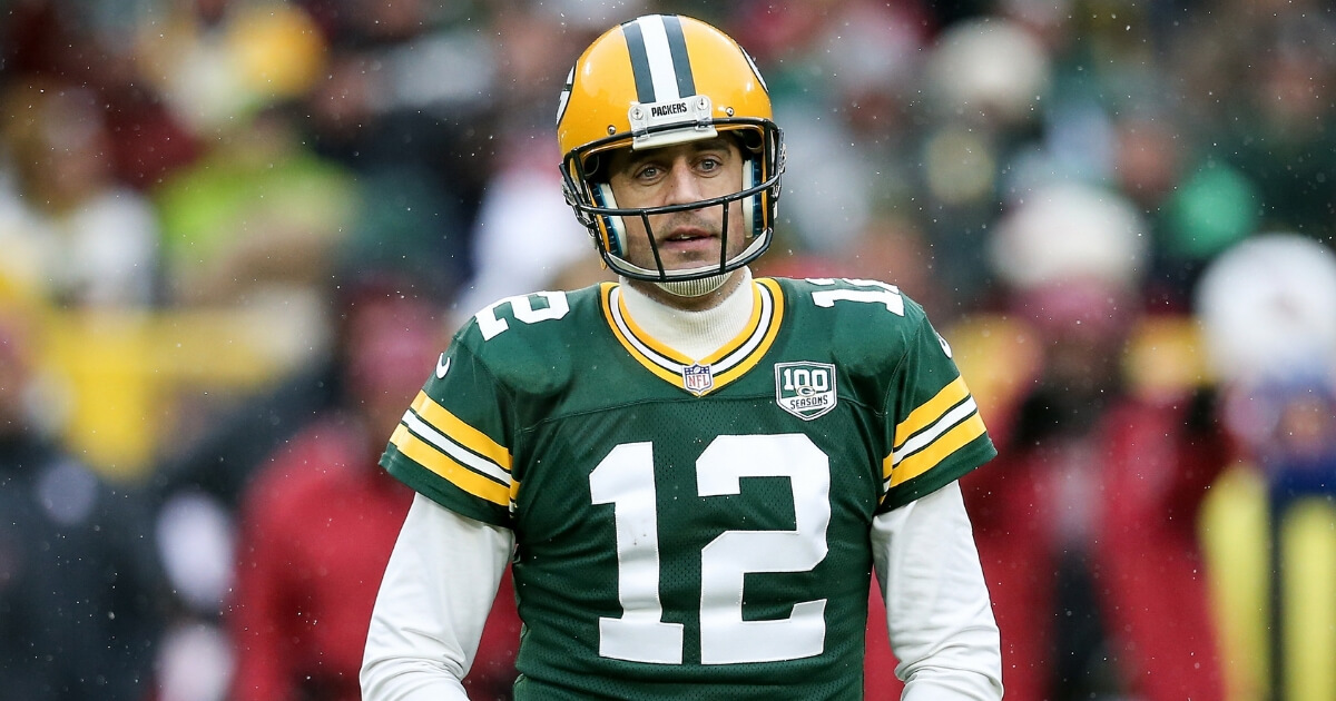 Green Bay Packers quarterback Aaron Rodgers looks to the sideline Sunday against the Arizona Cardinals at Lambeau Field on Sunday.