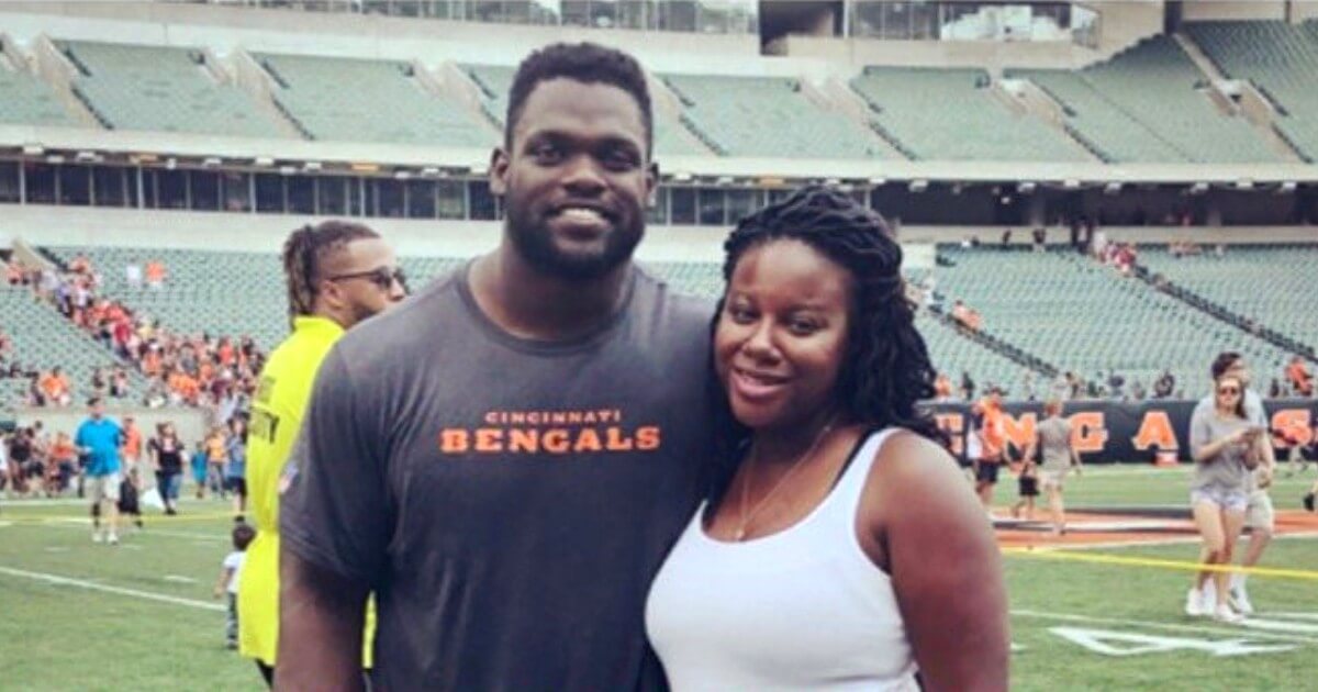 Cincinnati Bengals defensive tackle Geno Atkins and his wife, Kristen, are helping out those in need during the holidays.