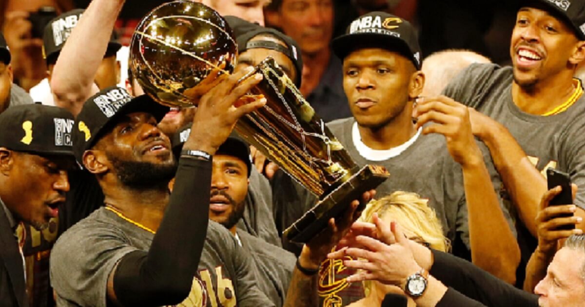 LeBron James celebrates after the Cleveland Cavaliers championship win in 2016.
