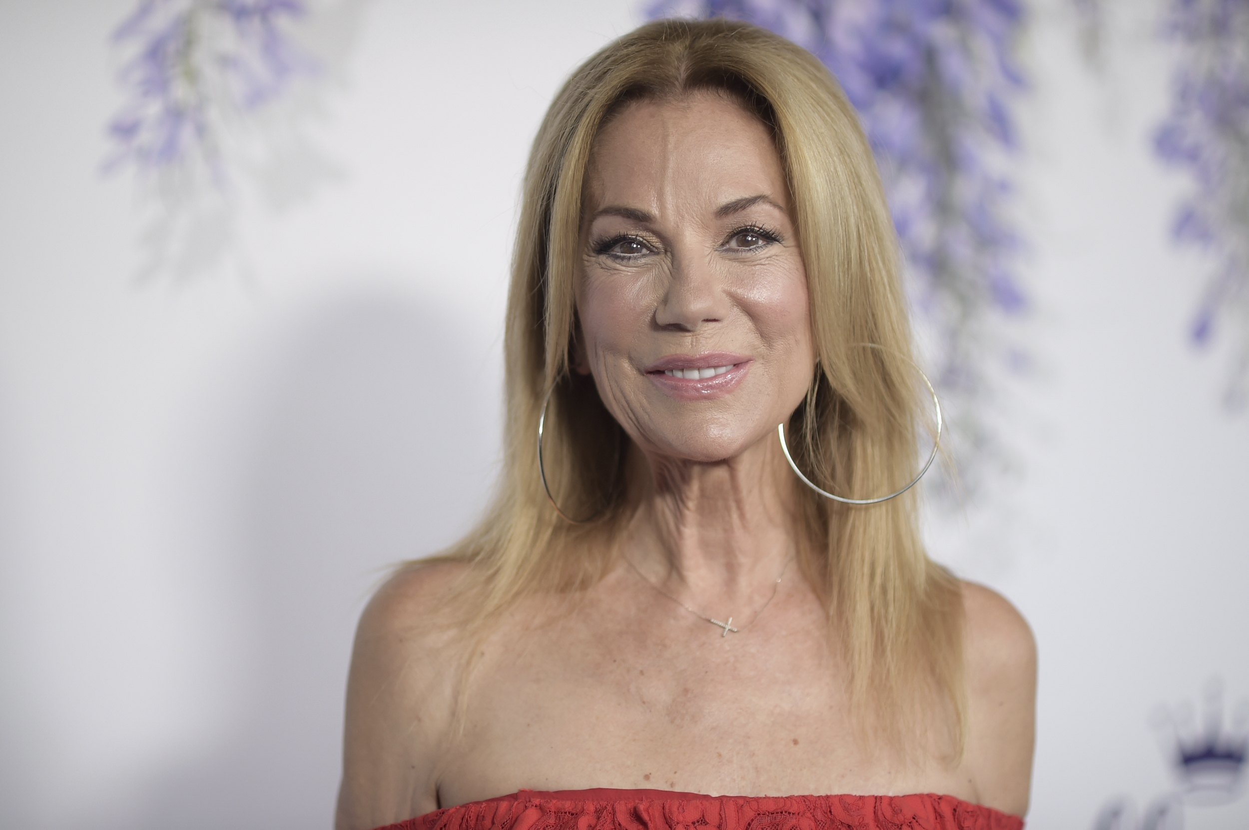 NEW YORK (AP) — Kathie Lee Gifford will put aside her morning glass of wine...
