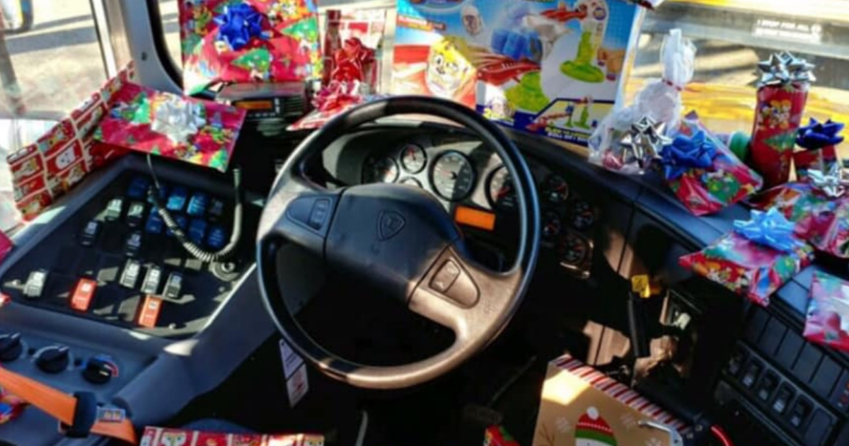 bus driver buys christmas gifts for kids