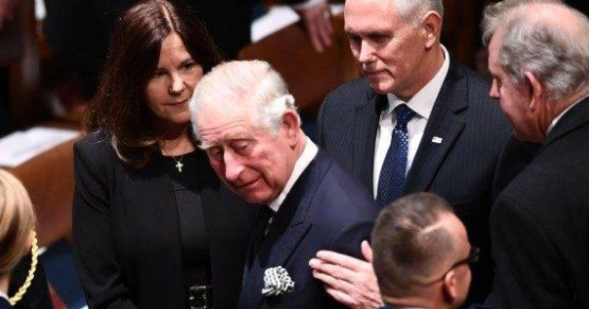 Easier2Live / Prince Charles at Bush funeral