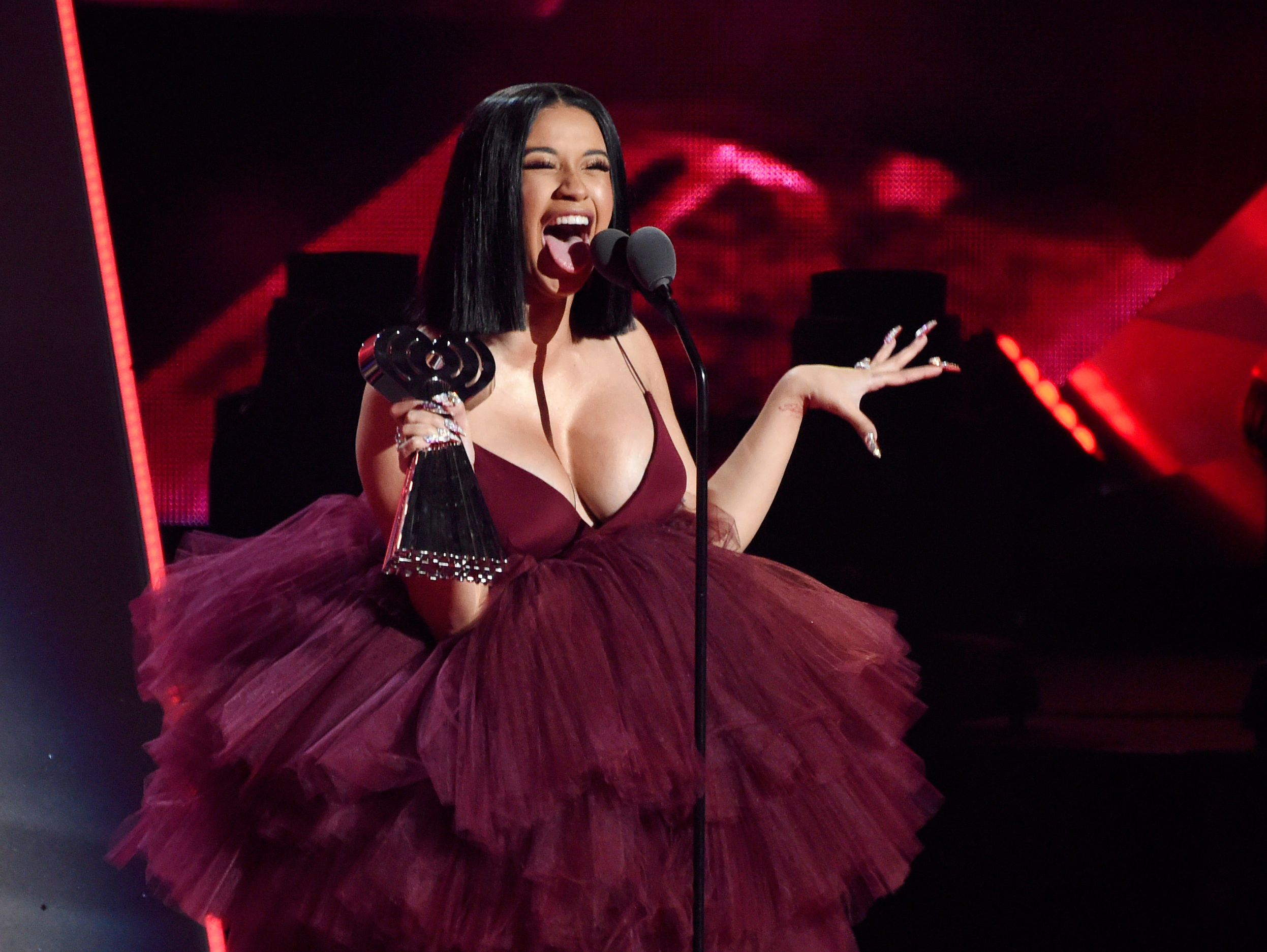 Cardi b певица