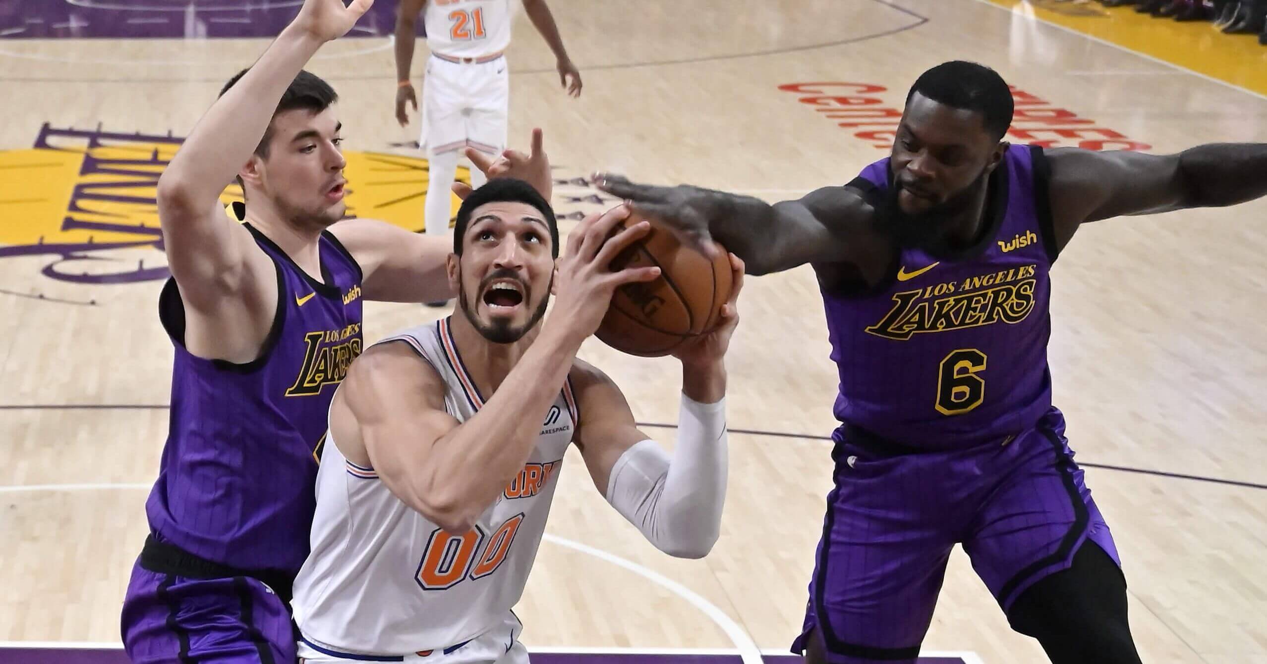 New York Knicks center Enes Kanter tries to shoot during Friday's game against the Lakers in Los Angeles.