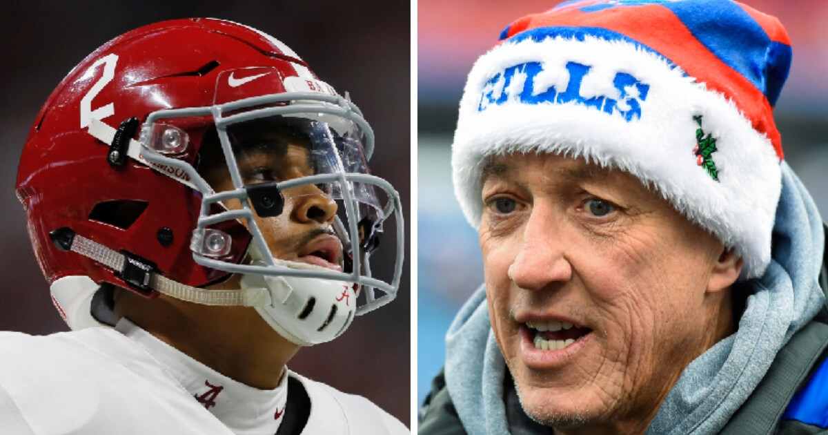 Former Alabama quarterback Jalen Hurts, left, and former Bills signal-caller Jim Kelly right, were both honored by the National Quarterback Club earlier this month. Kelly said he was inspired when Hurts cited John 13:7 during his acceptance speech.
