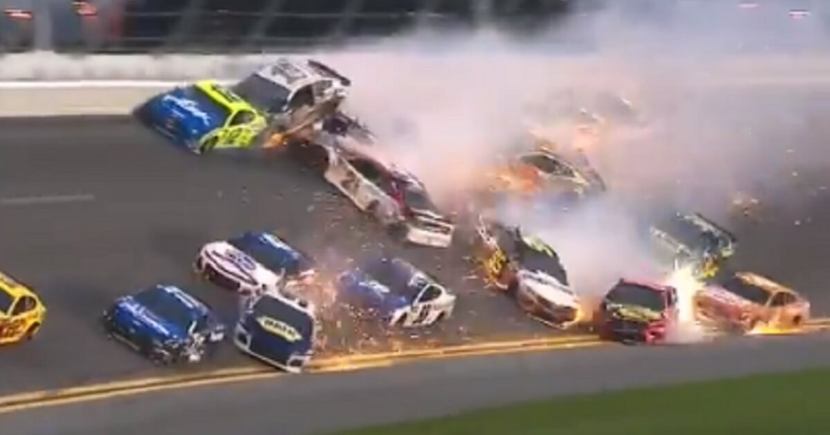 A multi-car crash in the closing laps of the Daytona 500 wiped out half the field still running.