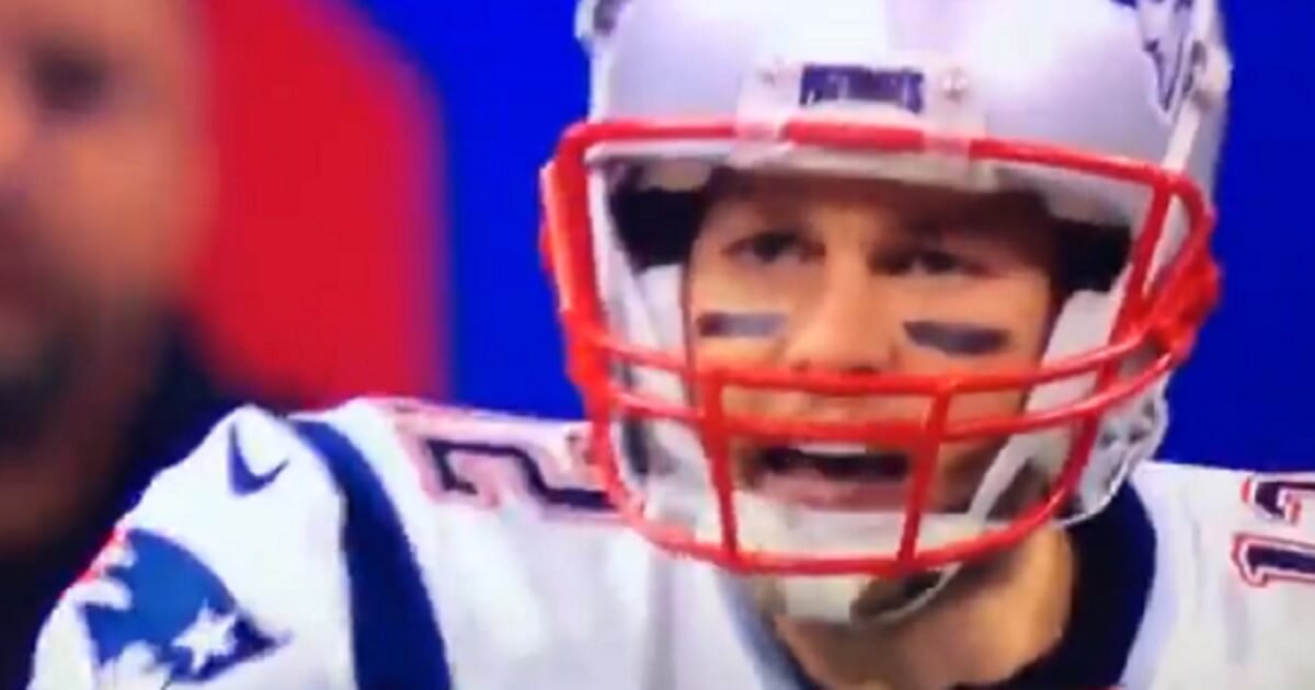 Patriots quartersback Tom Brady calls an audible at the line of scrimmage during Super Bowl LIII.