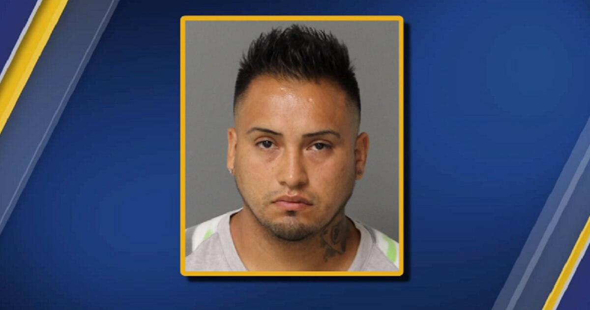 Mug shot of Neri Damian Cruz-Carmano