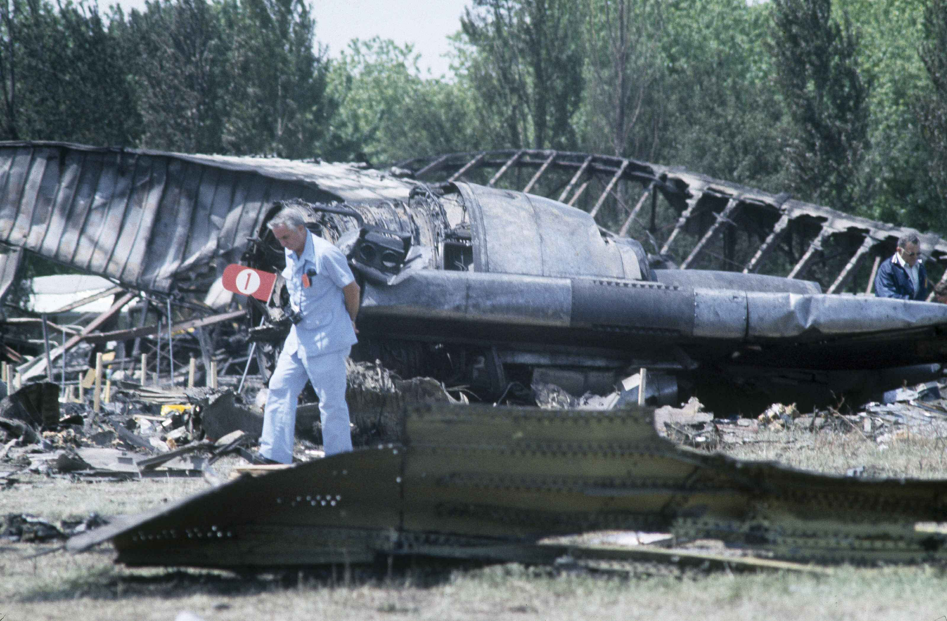 Страшные катастрофы в мире. Крушение самолета American Airlines 1995 декабрь. 25 Мая 1979 авиакатастрофа.