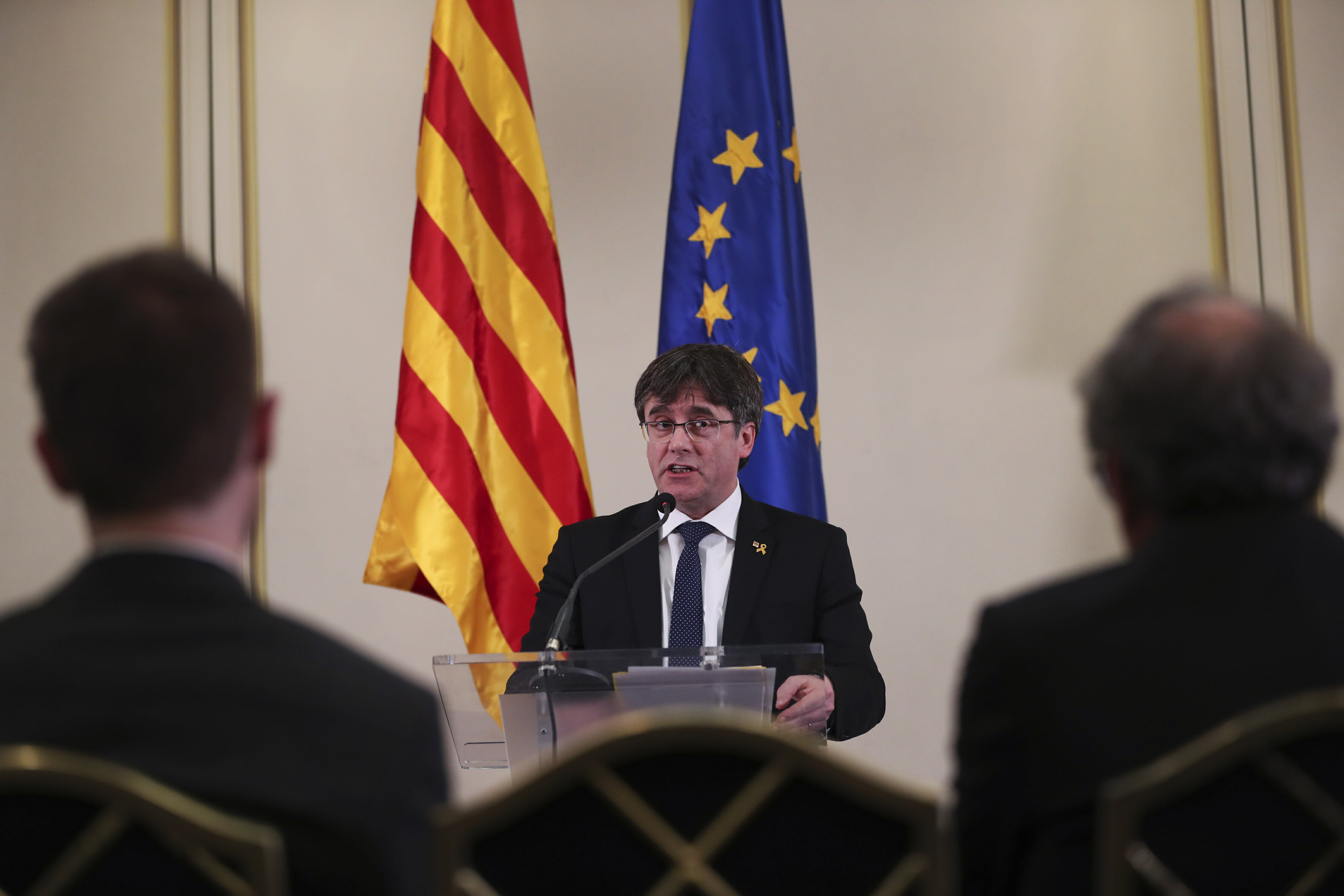 Испания Европарламент. Представитель Испании в Европарламенте. Каталонская Республика (2017). Court Spain.