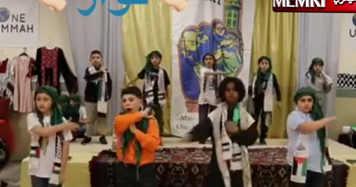 Children sing disturbing songs at Islamic Center in Philadelphia.