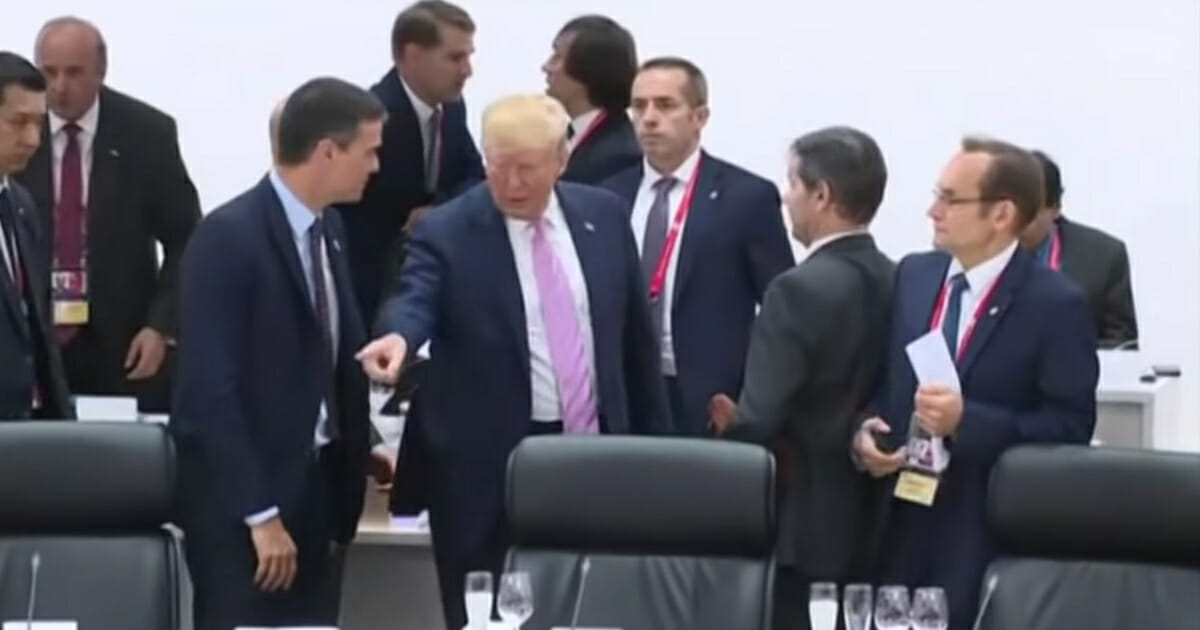 The gesture Trump made to Prime Minister Pedro Sánchez's seat at the G20 summit shouldn't have caused any stir. But this is Trump, so of course it did.