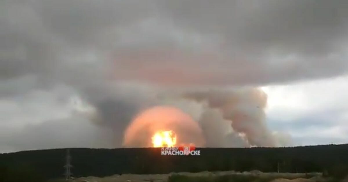 Explosion at Russian Artillery Storage Facility. Video reportedly depicting massive explosion at a Russian artillery storage facility. Instituto IICSV.