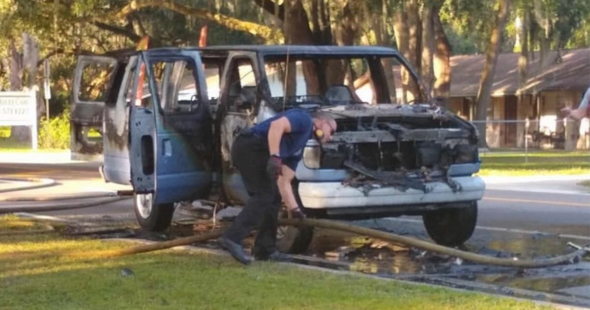 Good Samaritan Donates New Van to Family Whose Vehicle Exploded: 'God Put It on My Heart'