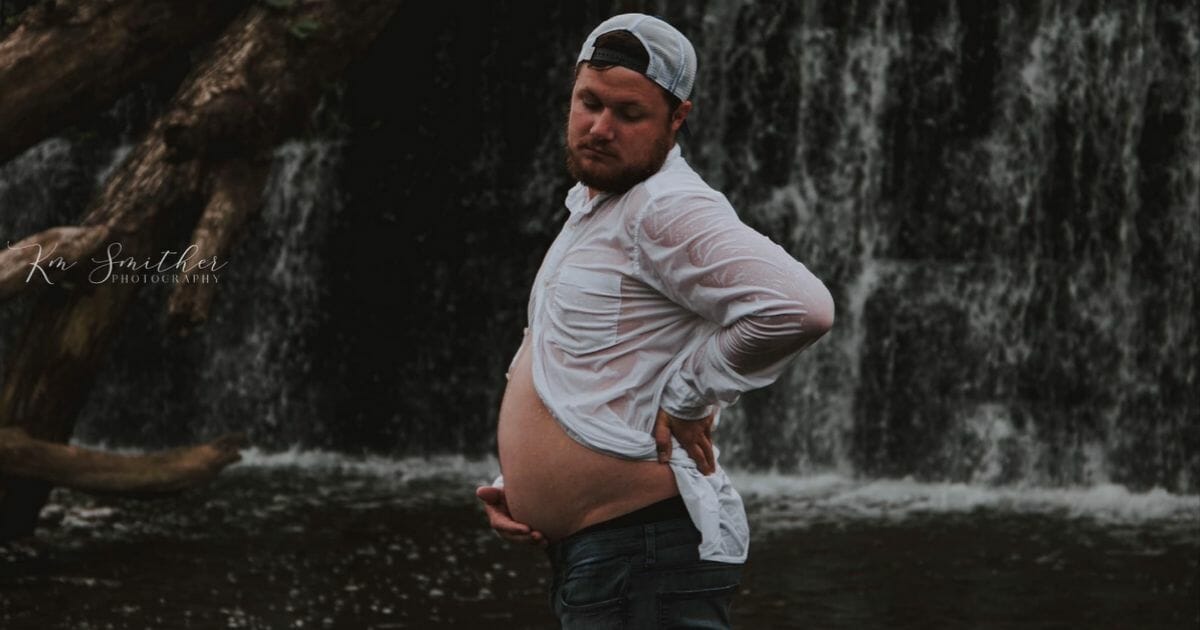 Father takes maternity shoot