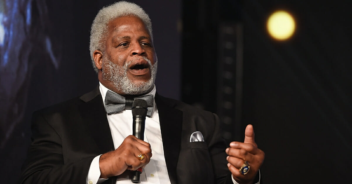 Earl Campbell speaks during the Houston Sports Awards on Feb. 8, 2018, in Houston, Texas.