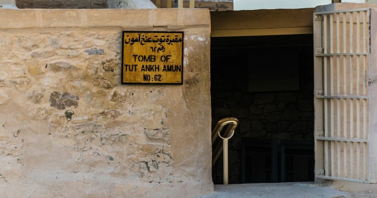 Entrance to the tomb of Pharaoh Tutankhamun in the Valley of the Kings in Luxor, Egypt.