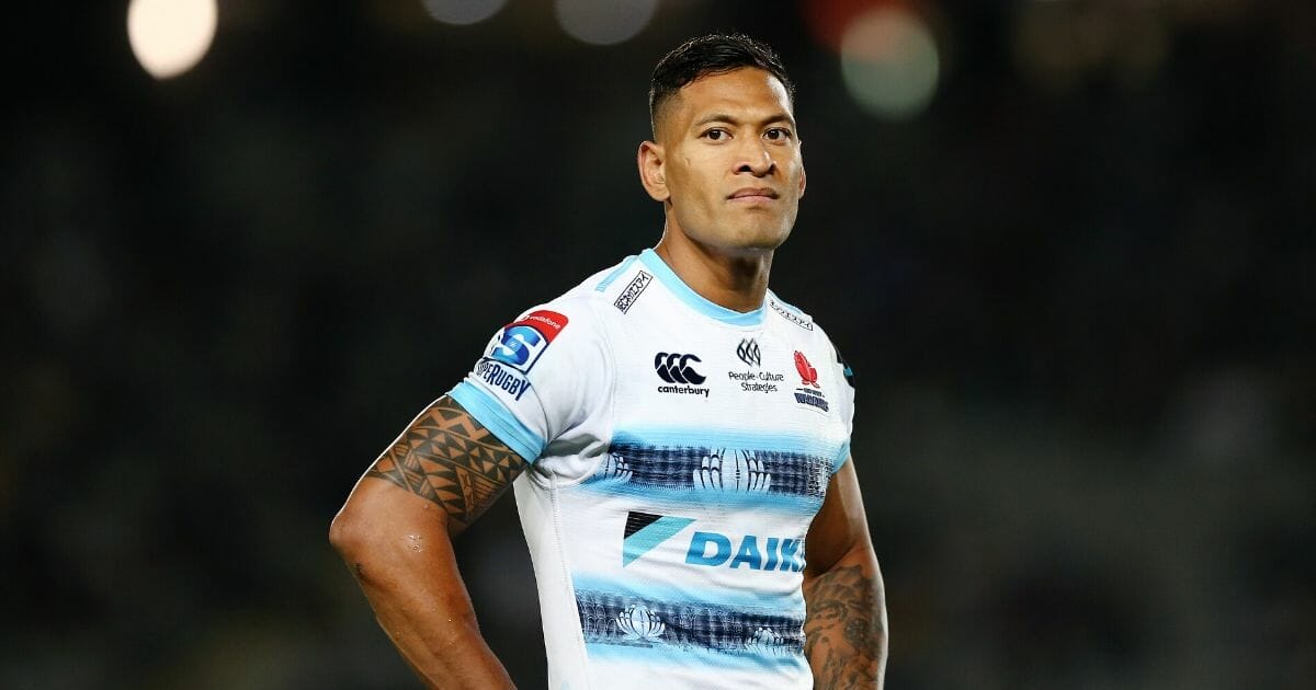 Israel Folau of the Waratahs looks on during the round 8 Super Rugby match between the Blues and Waratahs at Eden Park on April 6, 2019, in Auckland, New Zealand.