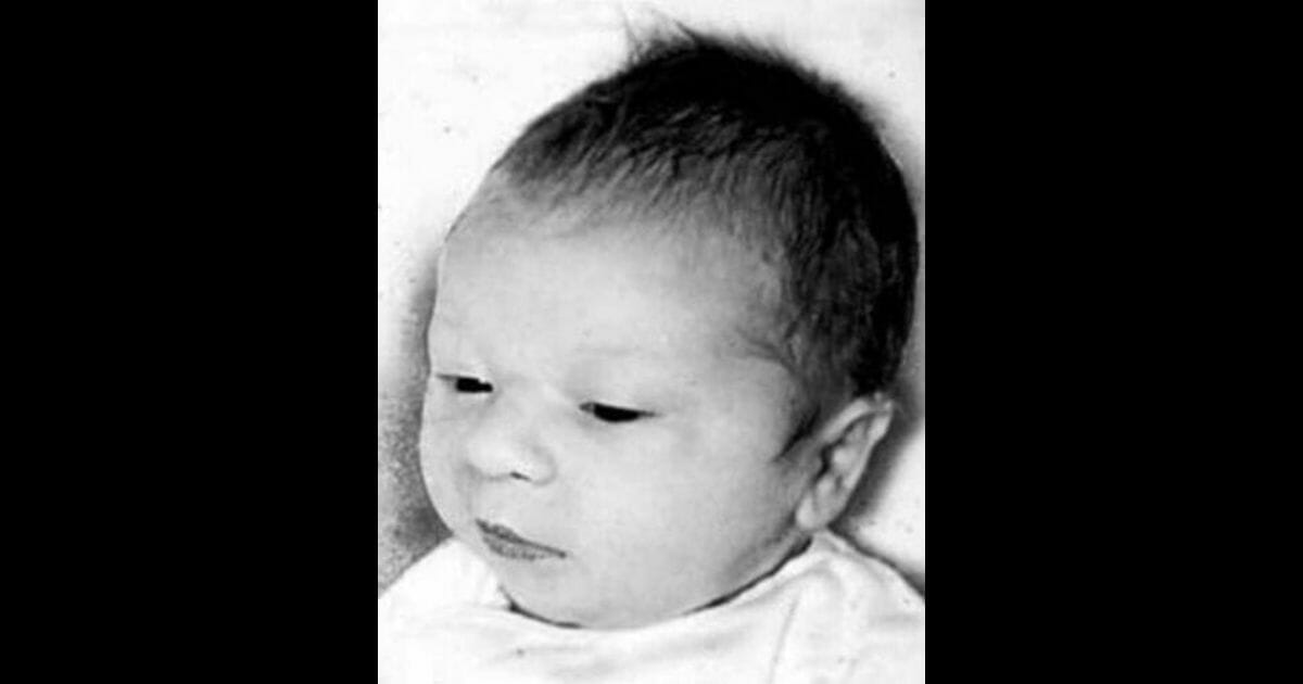The only picture of the Fronczaks' infant before he was abducted from a Chicago hospital in 1964