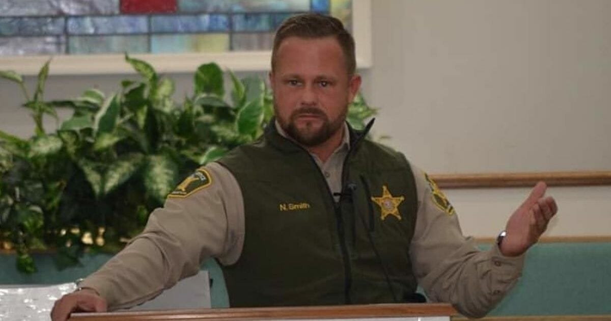 Police Stand Up to Group Demanding They Be Sensitive to Atheists While Praying for Murdered Sheriff's Family