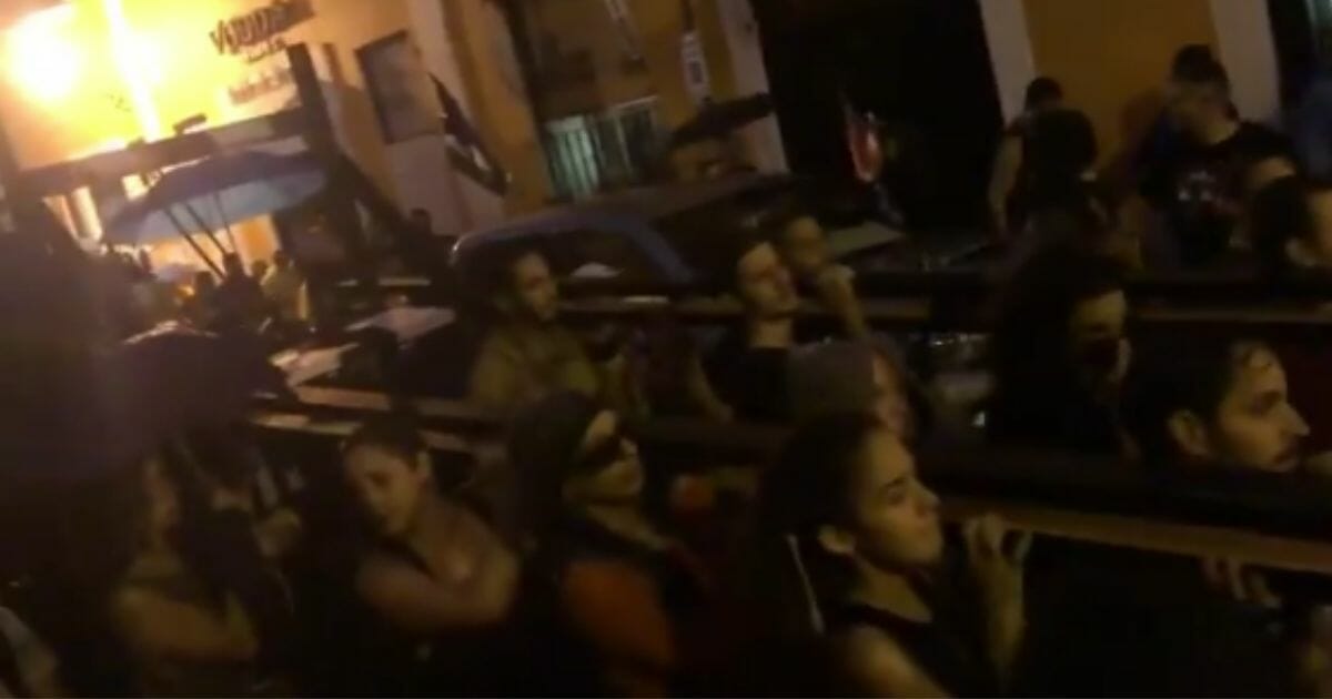 Puerto Ricans March Guillotine to Gov's Mansion as Fury Over Hurricane Maria Revelations Explodes