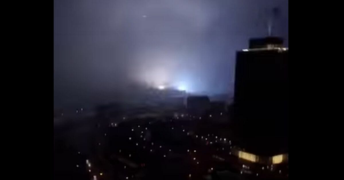 A tornado rips across Nashville.