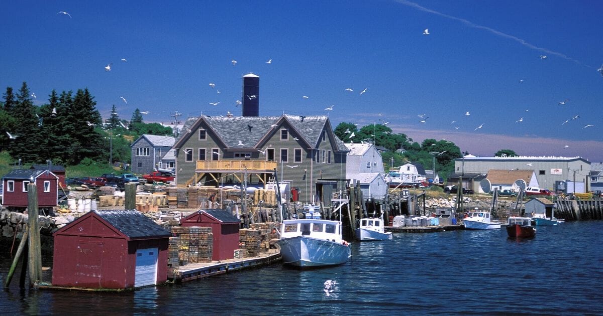 A fishing community on the island of Vinalhaven in Maine.