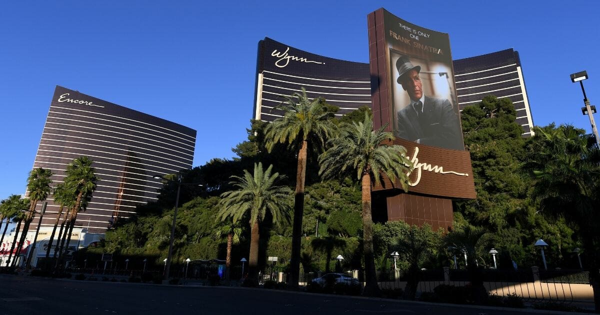 The Encore Las Vegas and Wynn Las Vegas casino resorts.