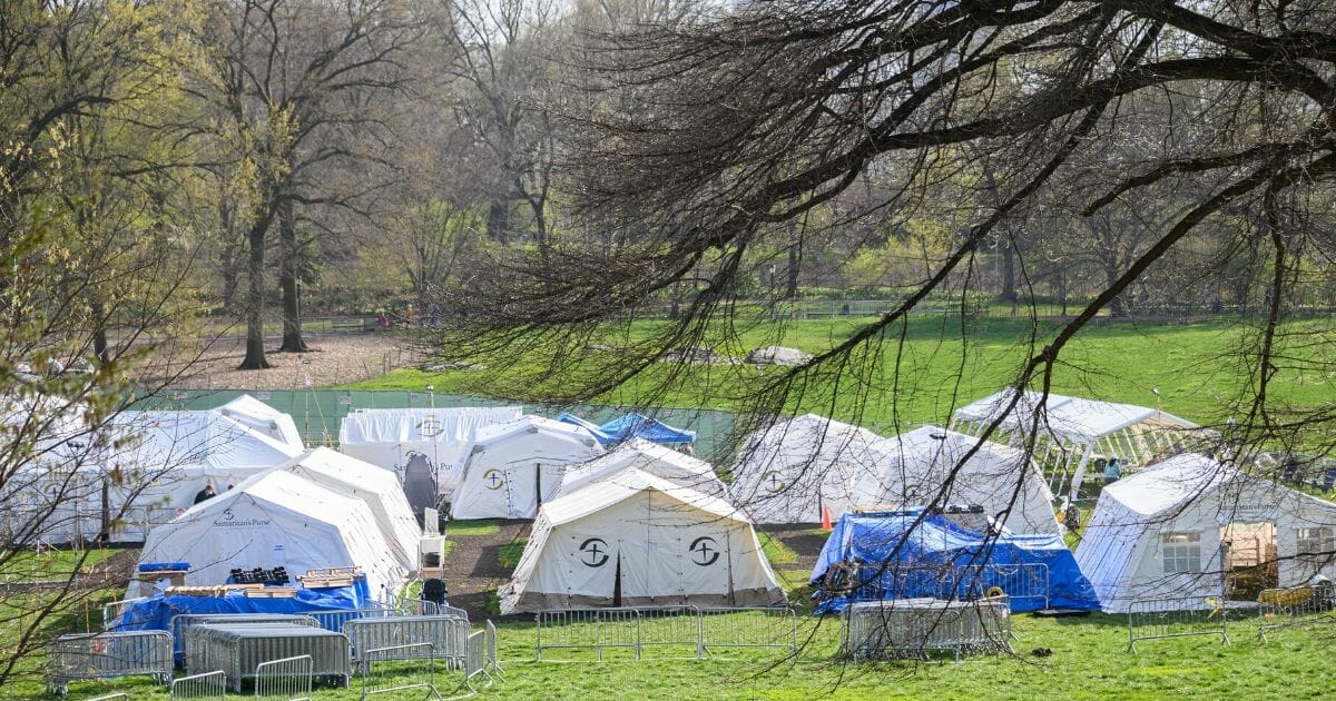 While Leftist Groups Attack Samaritan's Purse NYC Field Hospital, an Unexpected Man Champions the Cause