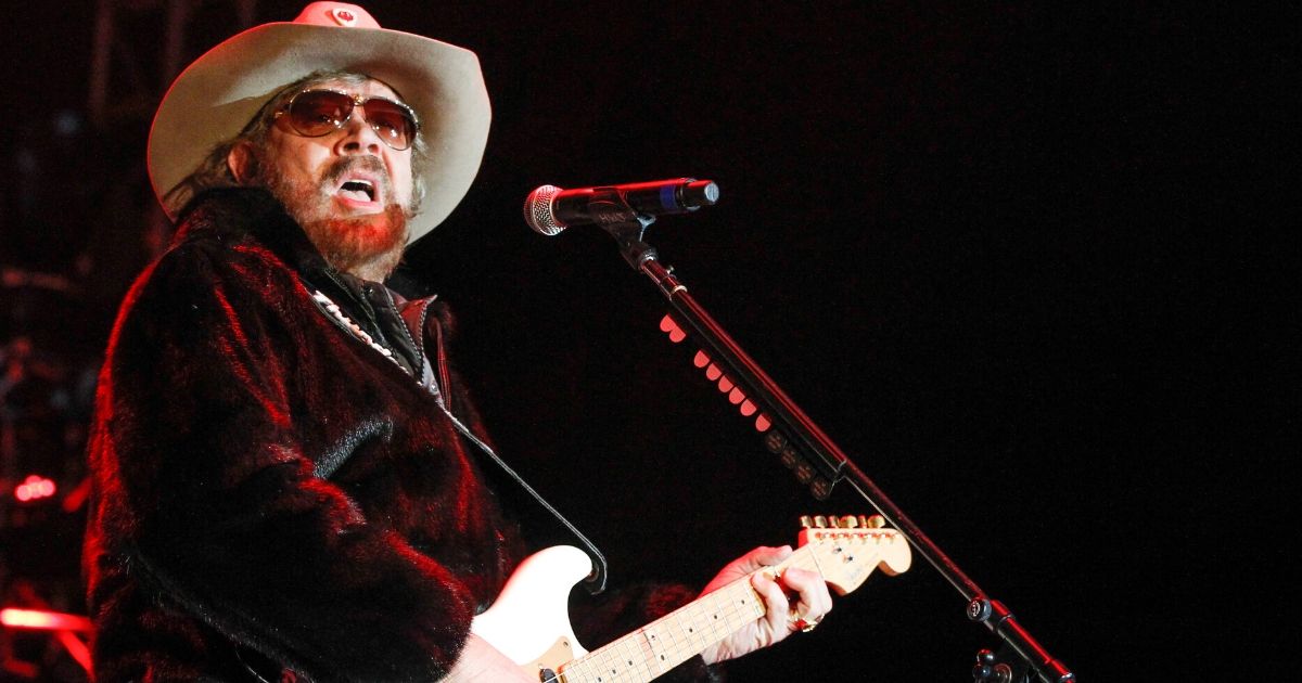 Hank Williams Jr. during a 2013 concert. His daughter, Katherine Williams-Dunning, died after a car accident on Saturday.