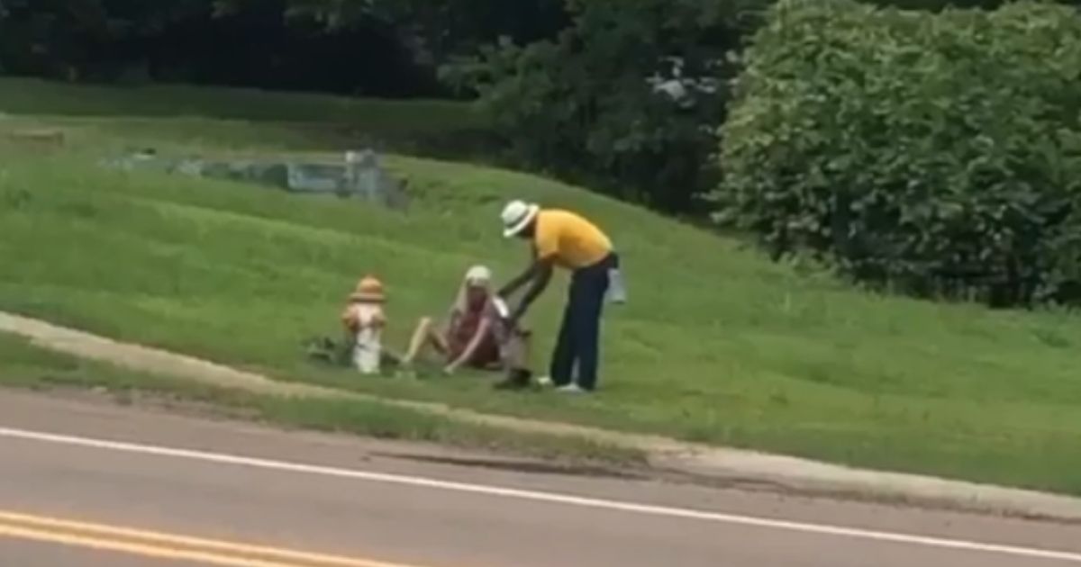 When Ray Magee spotted a man in need of shoes, he took off his shoes and socks and offered them up.