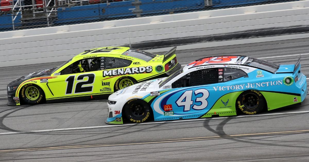 Bubba Wallace (43) competes in the NASCAR Cup Series GEICO 500 at Talladega Superspeedway on June 22, 2020, in Talladega, Alabama.