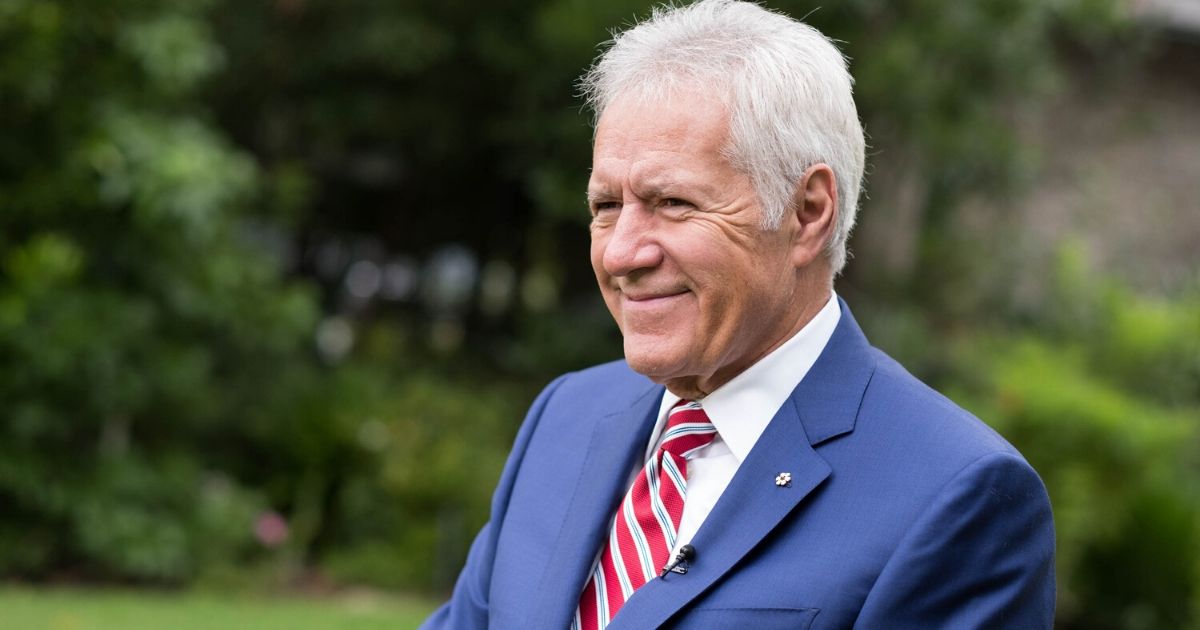 Alex Trebek, who is battling pancreatic cancer, just released a new update on his status.