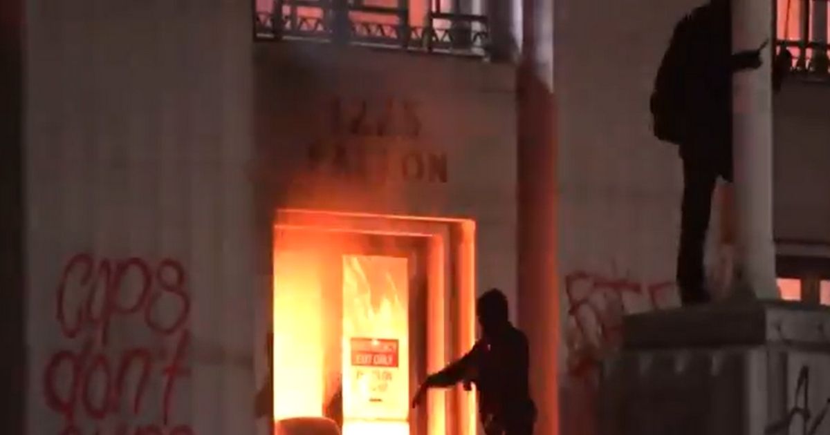 Rioters set fire to the Alameda County Superior Courthouse in Oakland.