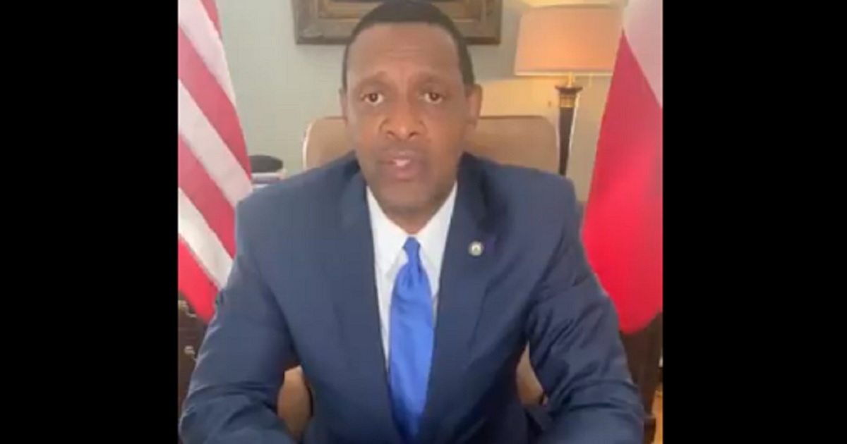 Georgia state Rep. Vernon Jones calls for the Democratic Party to disband in a Twitter video published Friday.
