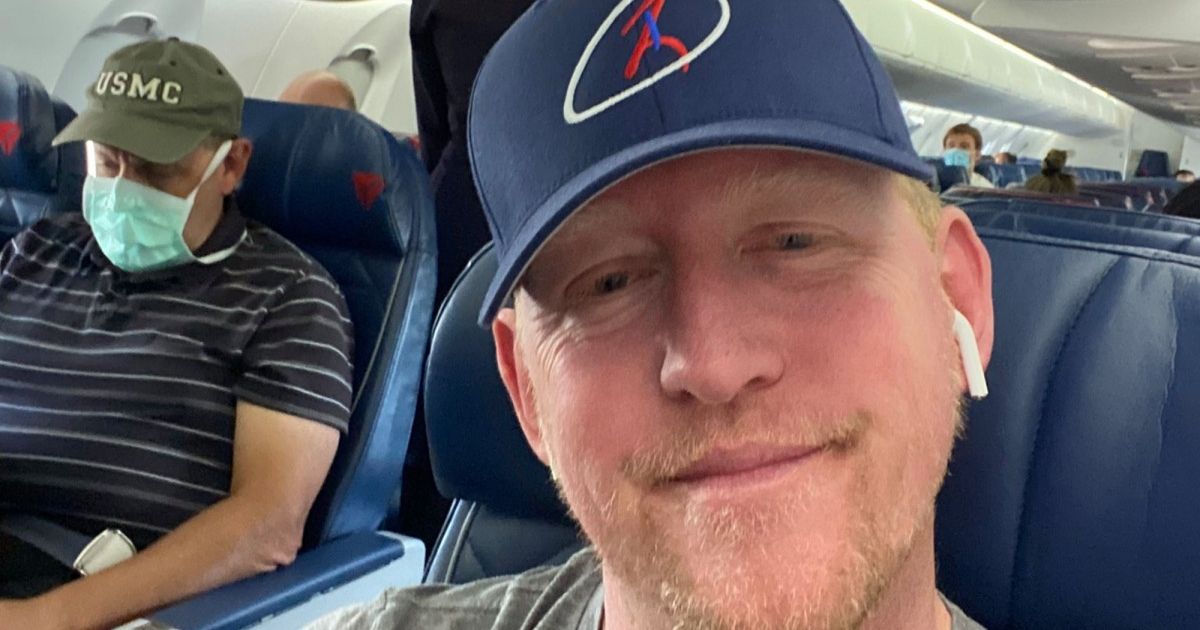 Navy SEAL Who Killed bin Laden Refused To Wear a Mask While Flying, So Delta Banned Him