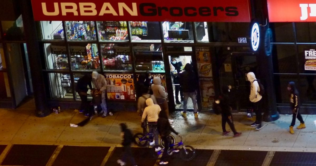 Looters hit a store in the South Loop of Chicago on May 31, 2020.