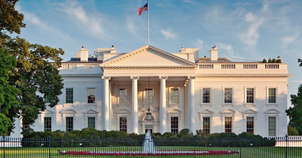 The White House can be seen in the above stock photo.