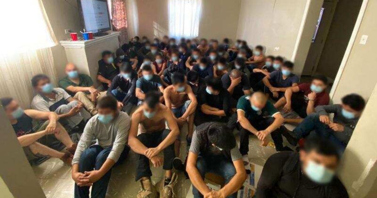 Customs and Border Protection officials and local law enforcement in Texas arrested 294 suspected illegal immigrants within 18 hours, the Department of Homeland Security announced Oct. 16, 2020.