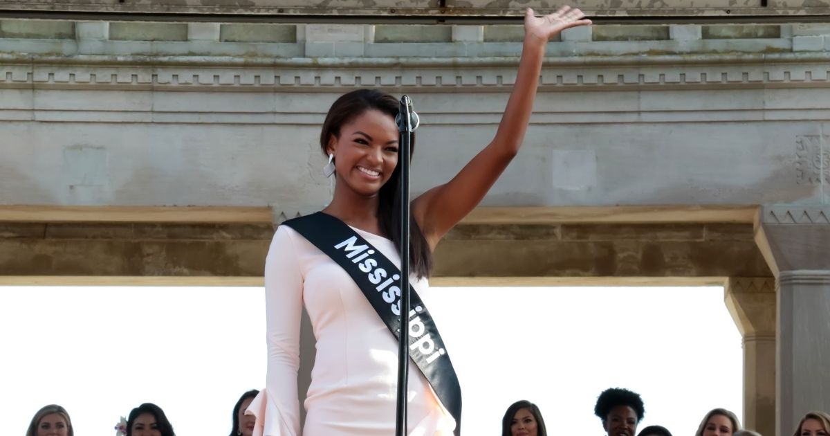 Miss Mississippi 2018, Asya Branch waves to the crowd at Kennedy Plaza on Aug. 30, 2018, in Atlantic City, New Jersey.