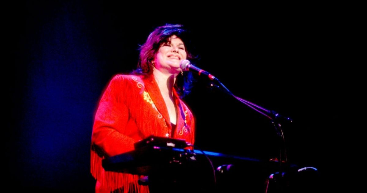 K.T. Oslin performs at the Grand Ole Opry in 1993